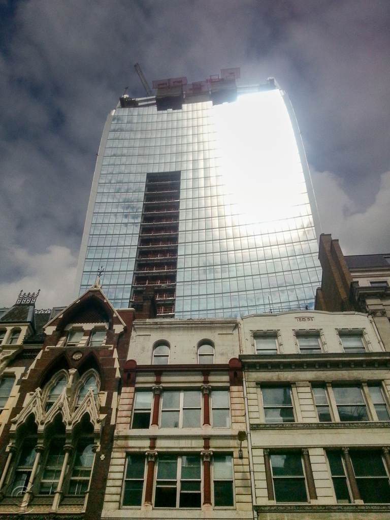 The hot-spot on 20 Fenchurch Street as seen from Eastcheap