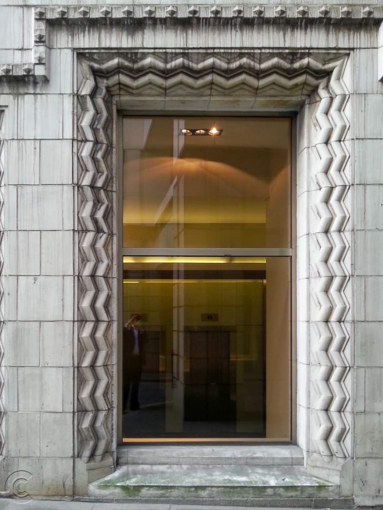 51-54 Gracechurch Street decorative window showing terracotta mouldings