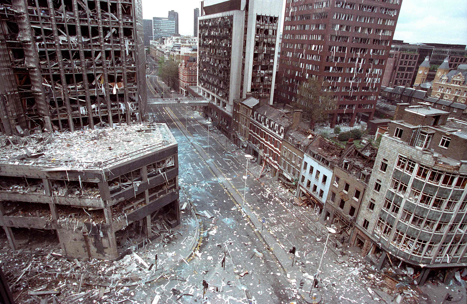 Wormwood Street in the aftermath of the Bishopsgate bomb 24 April 1993